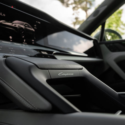 2027 Porsche Cayenne Turbo Coupe Electric E4 Monteverde Interior