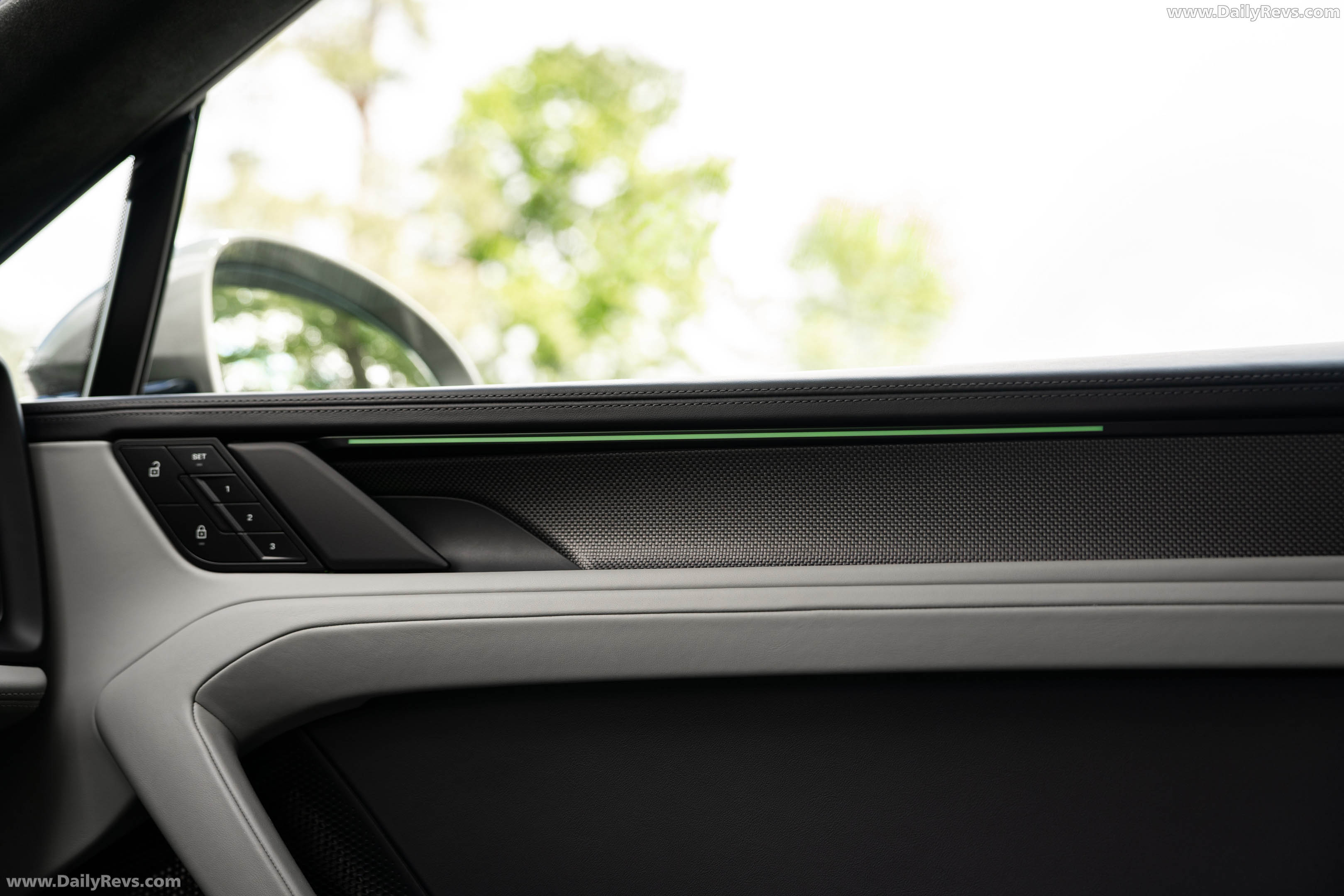 2027 Porsche Cayenne Turbo Coupe Electric E4 Monteverde Interior