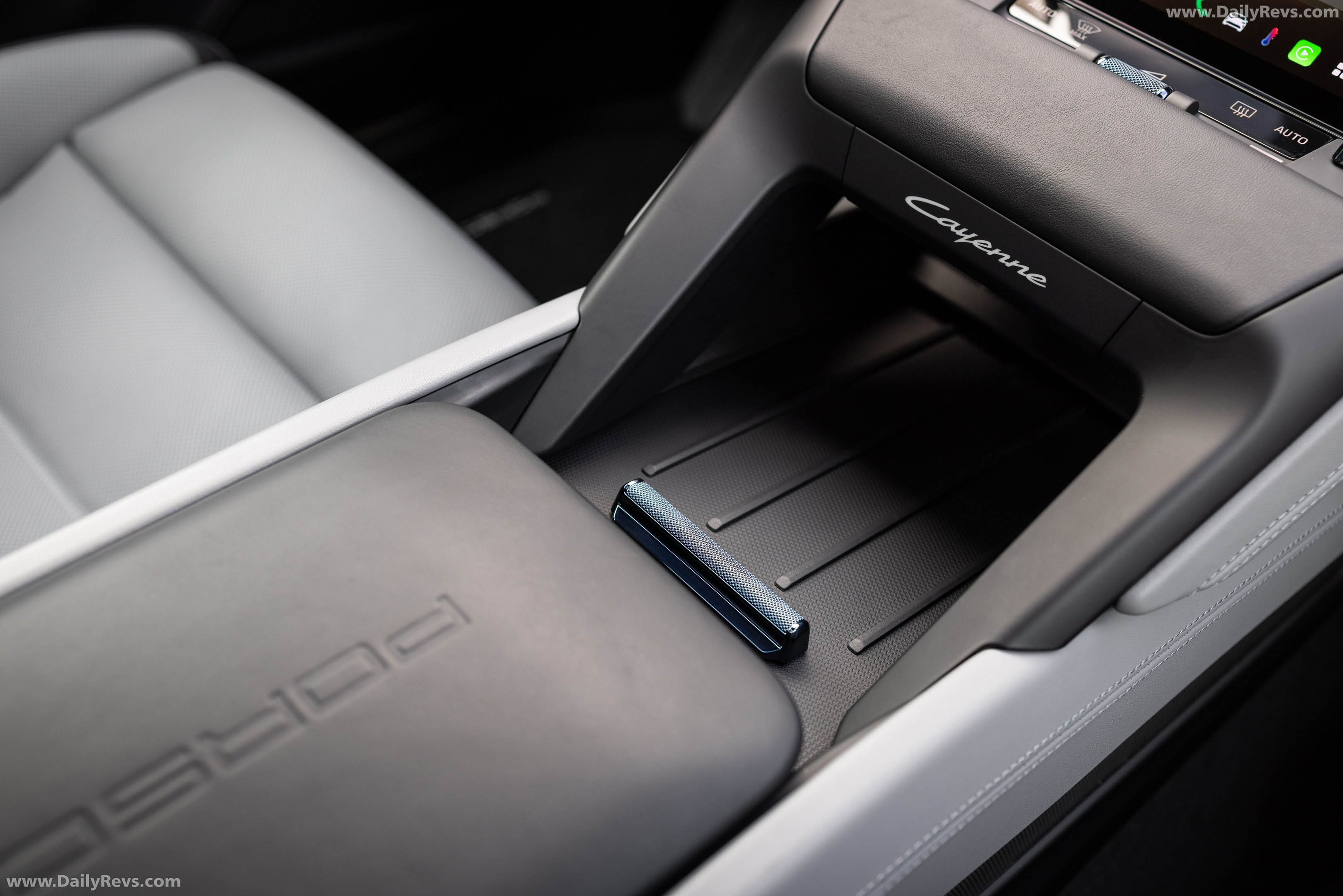 2027 Porsche Cayenne S Electric E4 Pale Blue Interior