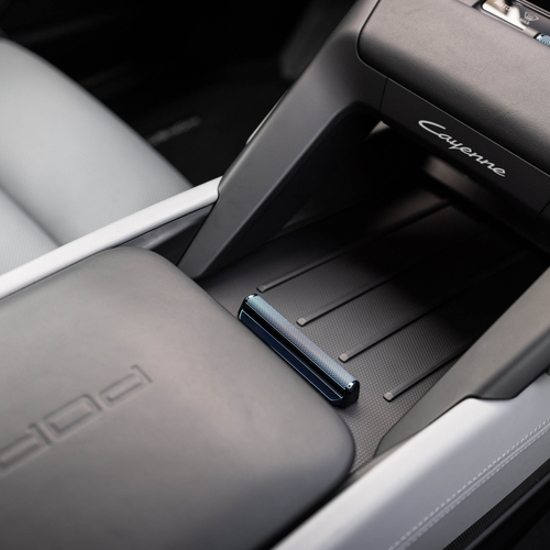 2027 Porsche Cayenne S Electric E4 Pale Blue Interior