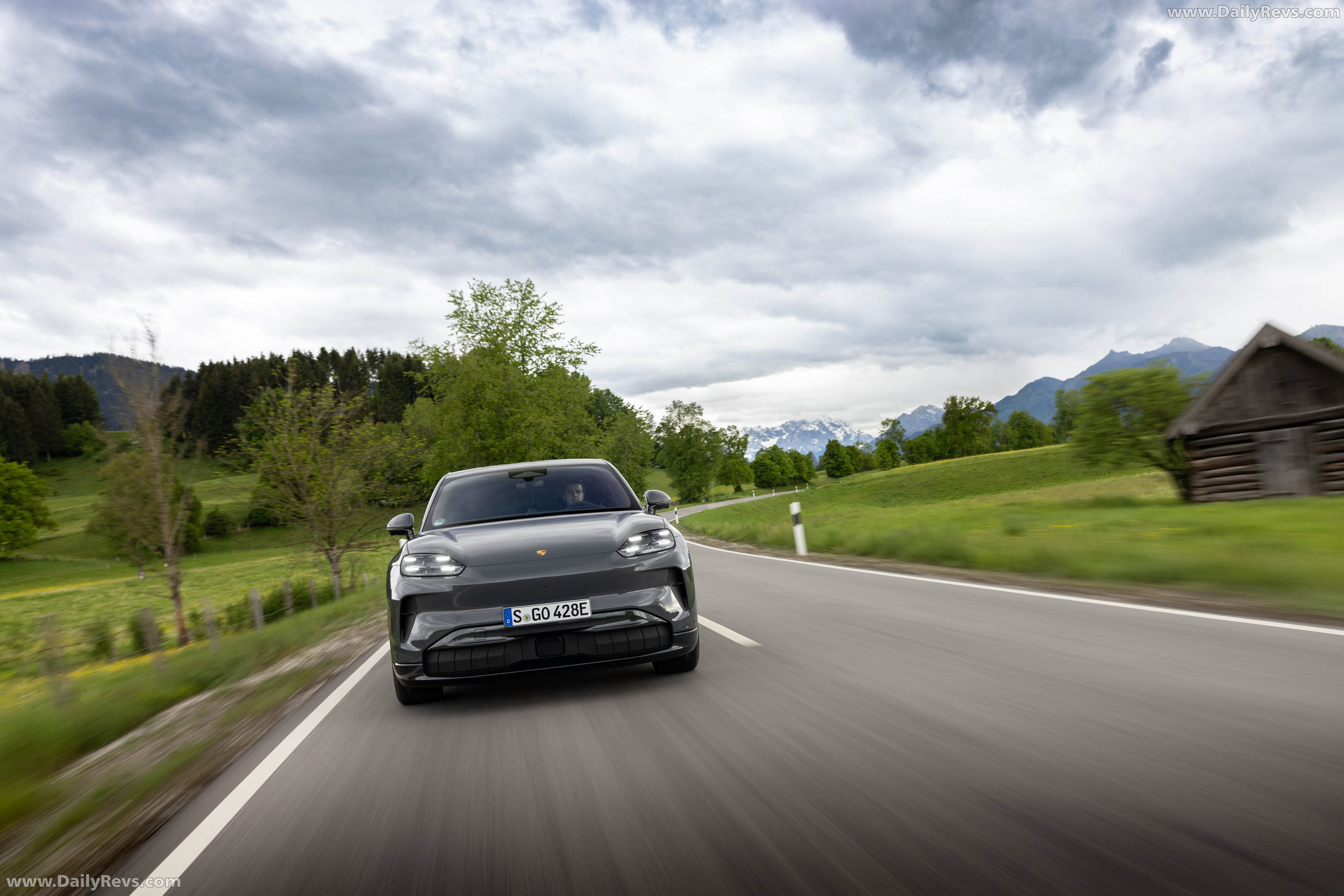 2027 Porsche Cayenne Coupe Electric E4 Slate Grey Front View