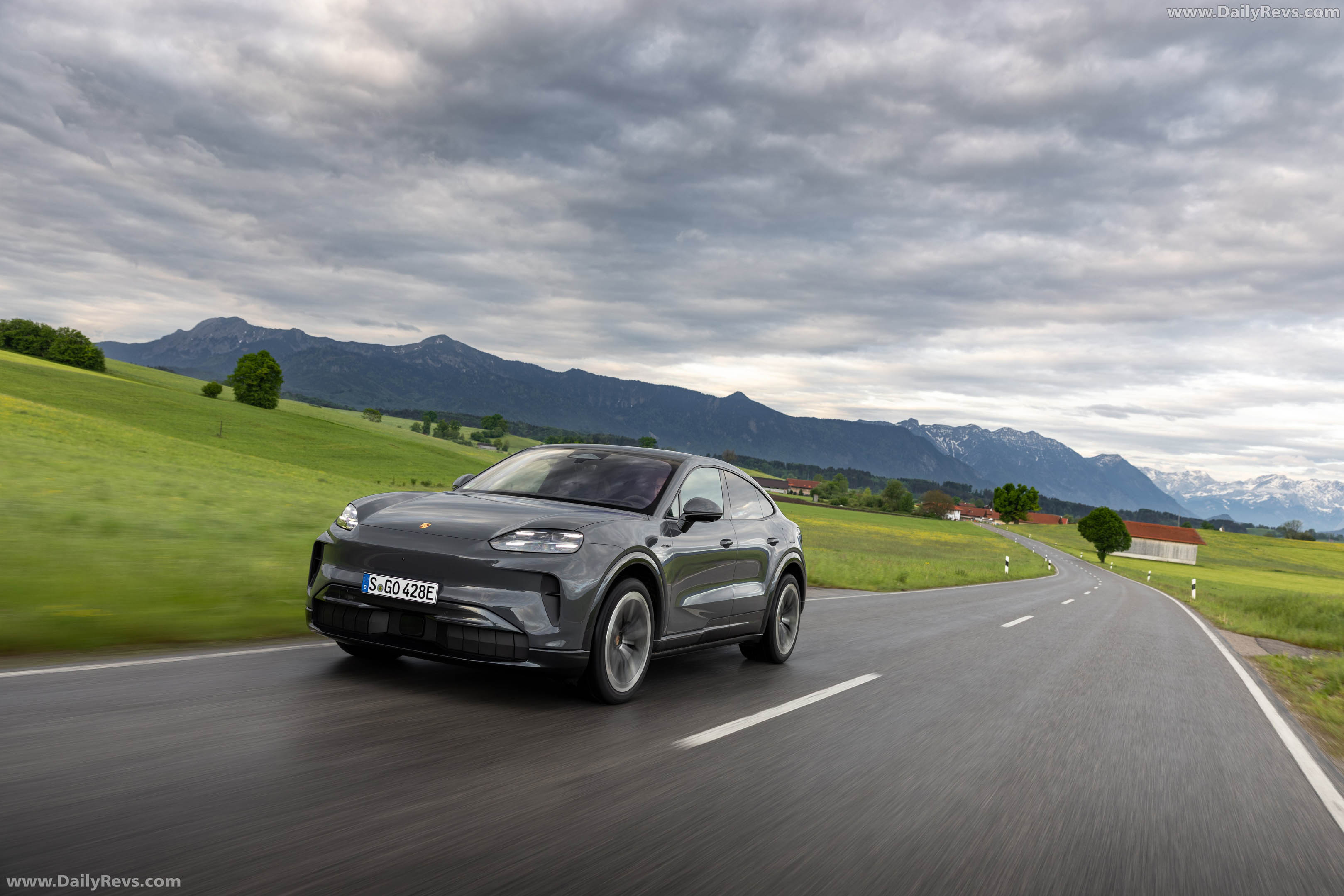2027 Porsche Cayenne Coupe Electric E4 Slate Grey Front View