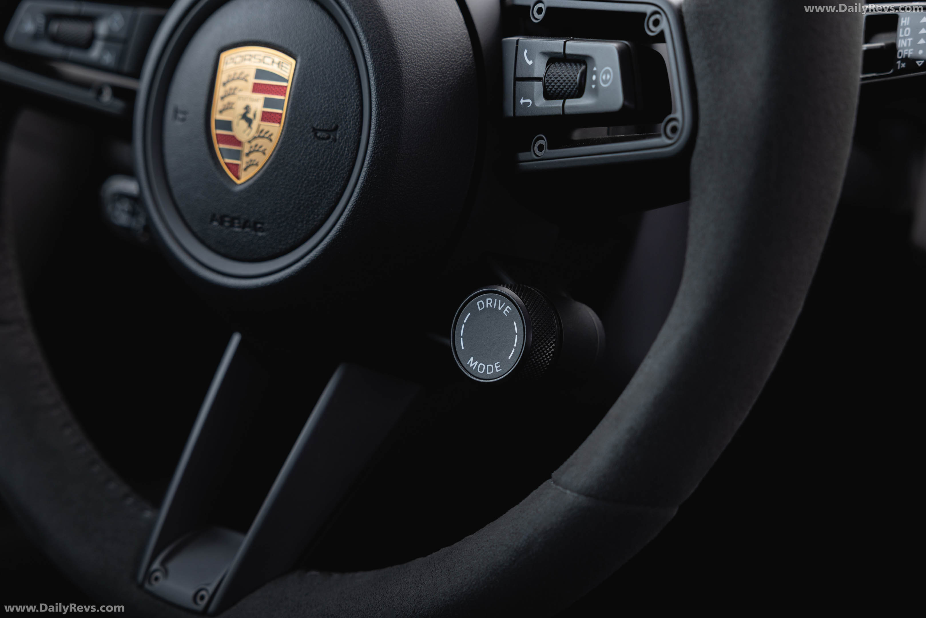 2027 Porsche Cayenne Coupe Electric E4 Slate Grey Interior
