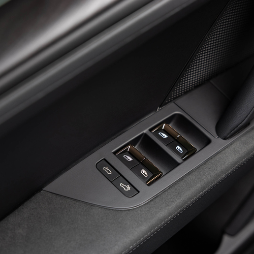 2027 Porsche Cayenne Coupe Electric E4 Slate Grey Interior
