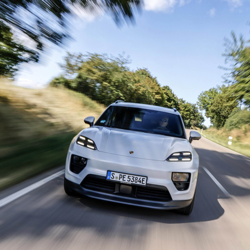2026 Porsche Macan Business Package H2 Front View