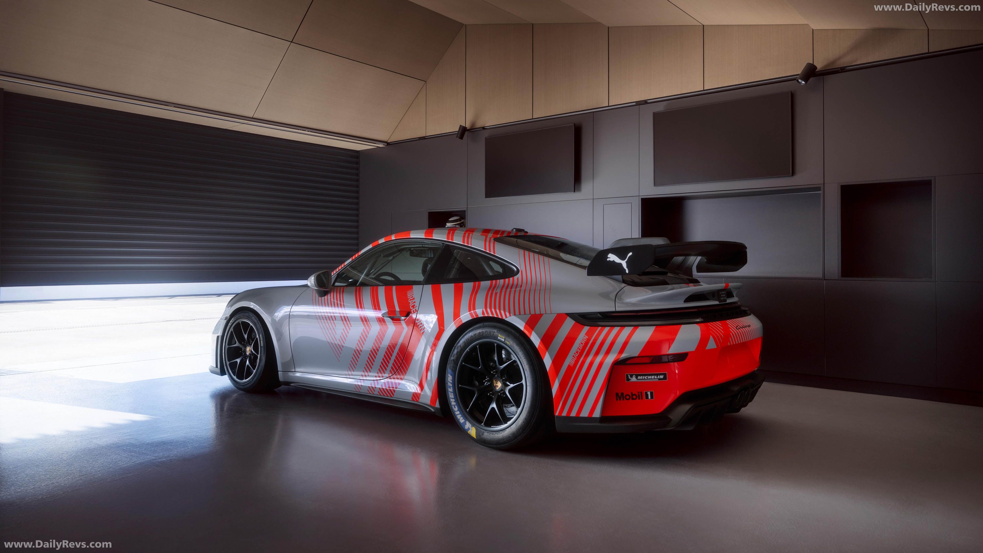 2027 Porsche 911 Challenge 992 ll Rear View