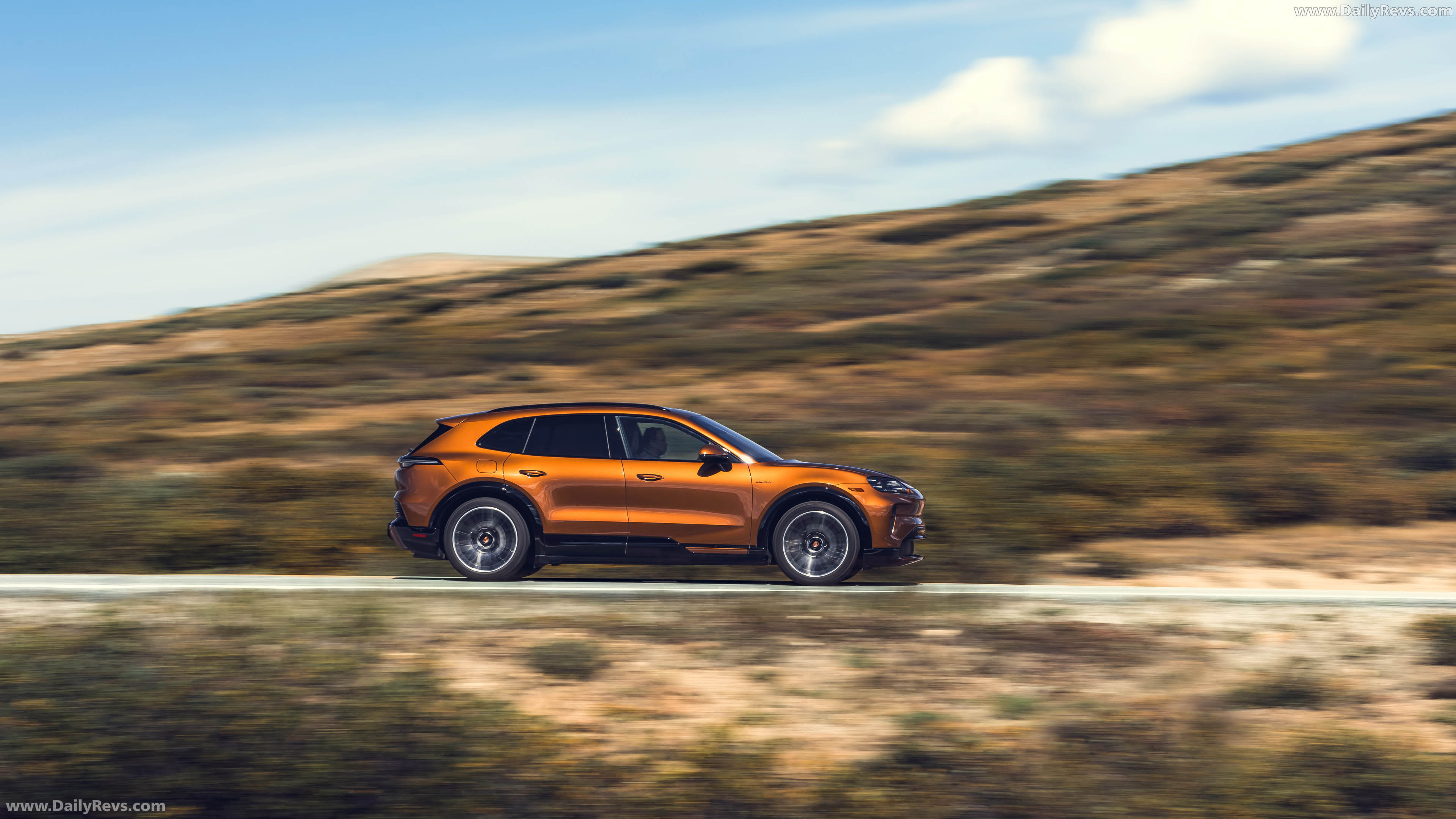 2027 Porsche Cayenne Electric E4 US Version Side View
