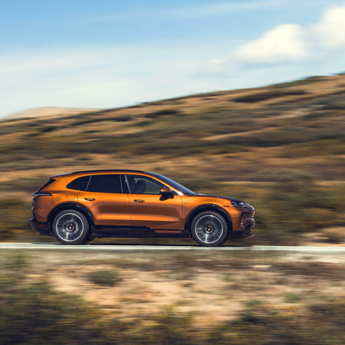 2027 Porsche Cayenne Electric E4 US Version Side View