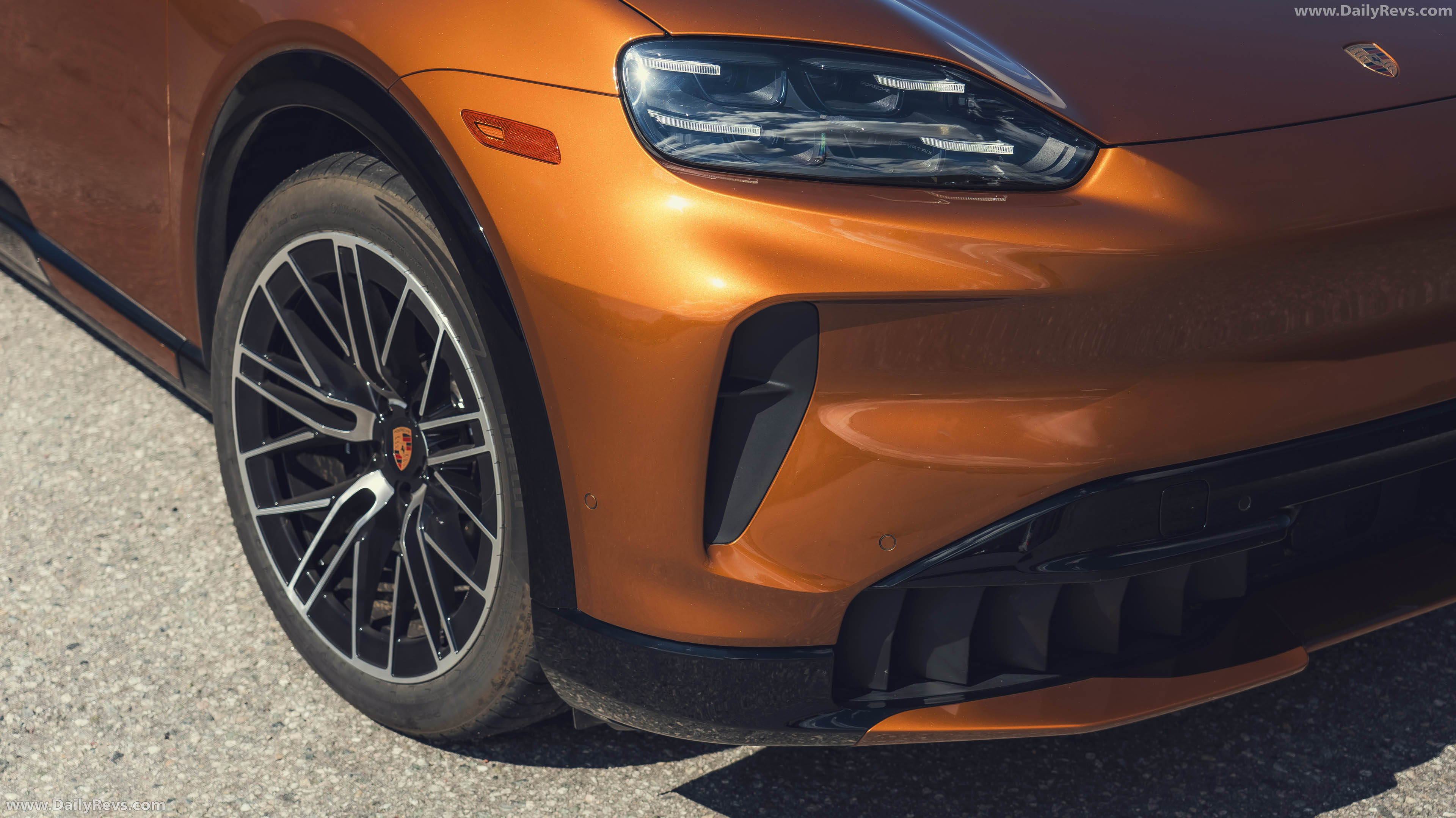 2027 Porsche Cayenne Electric E4 US Version Exterior