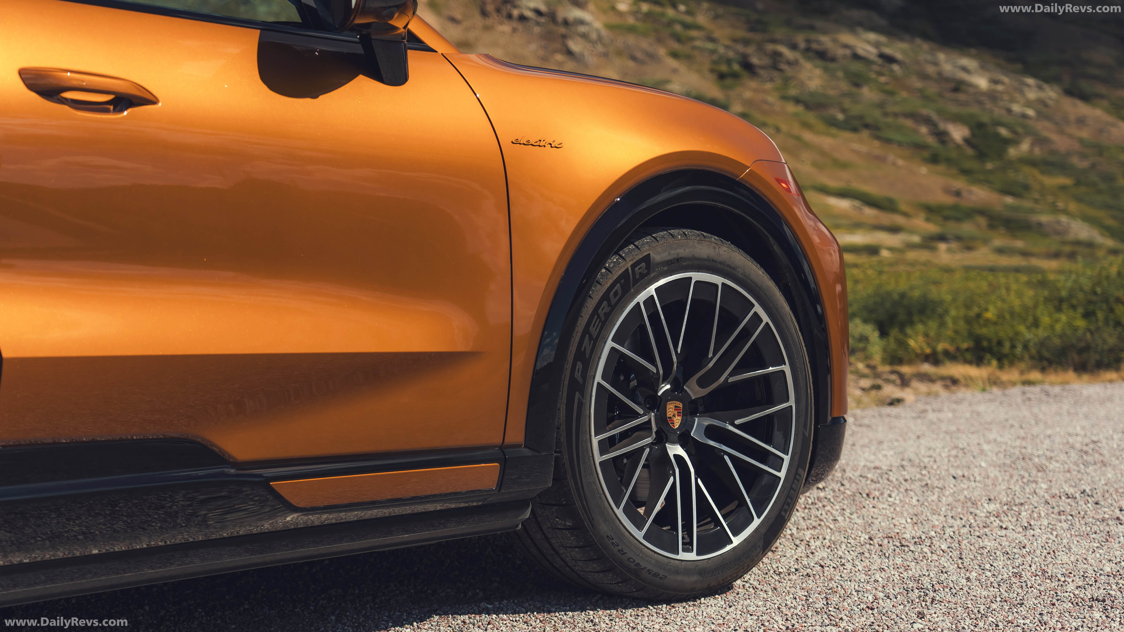 2027 Porsche Cayenne Electric E4 US Version Exterior