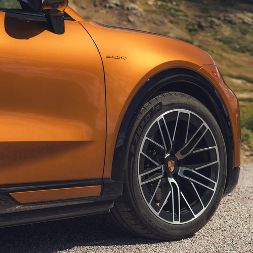 2027 Porsche Cayenne Electric E4 US Version Exterior