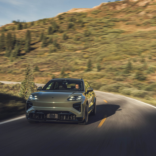 2027 Porsche Cayenne Turbo Electric E4 US Version Front View