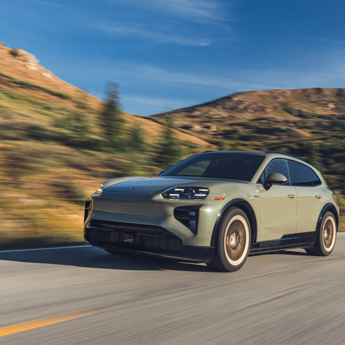 2027 Porsche Cayenne Turbo Electric E4 US Version Front View