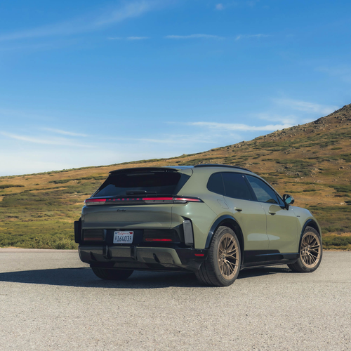 2027 Porsche Cayenne Turbo Electric E4 US Version Rear View