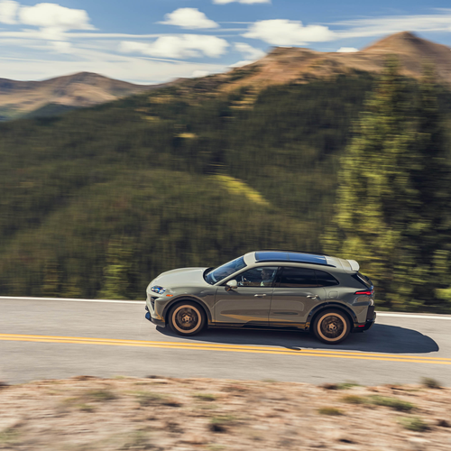 2027 Porsche Cayenne Turbo Electric E4 US Version Top View