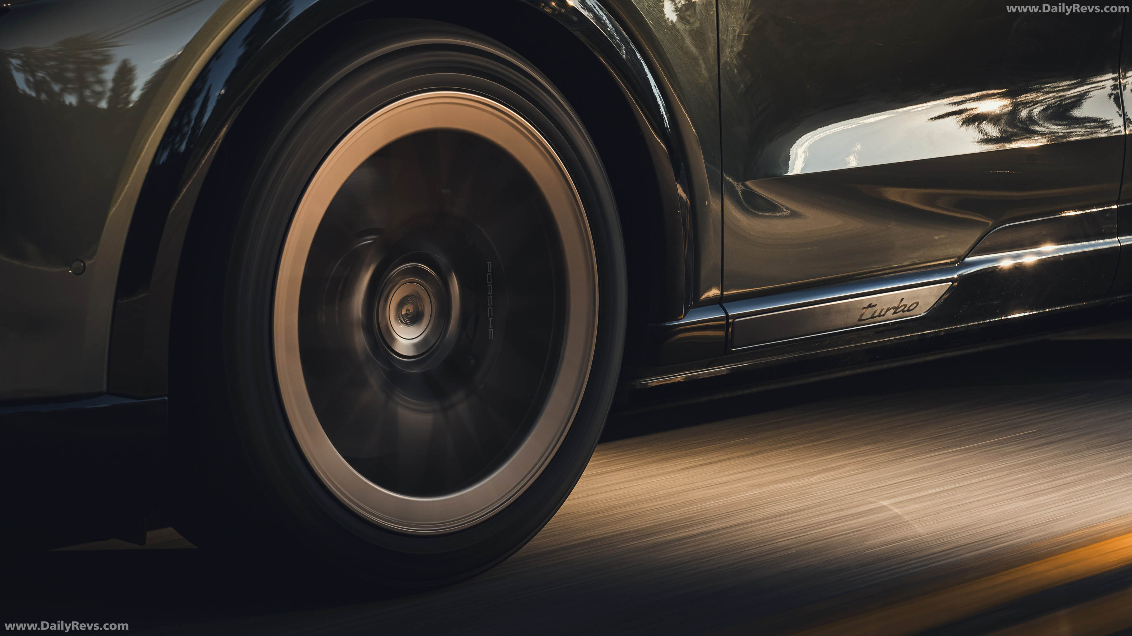 2027 Porsche Cayenne Turbo Electric E4 US Version Exterior