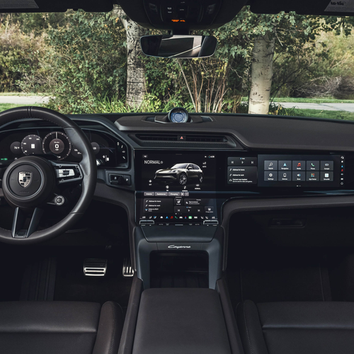 2027 Porsche Cayenne Turbo Electric E4 US Version Interior