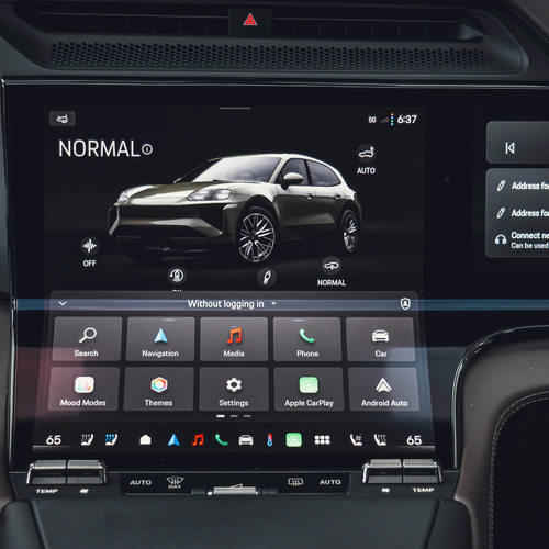 2027 Porsche Cayenne Turbo Electric E4 US Version Interior