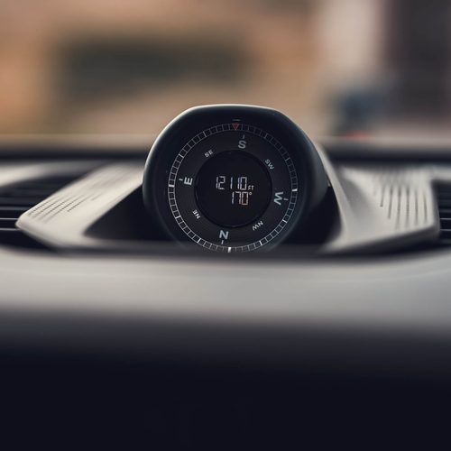 2027 Porsche Cayenne Turbo Electric E4 US Version Interior