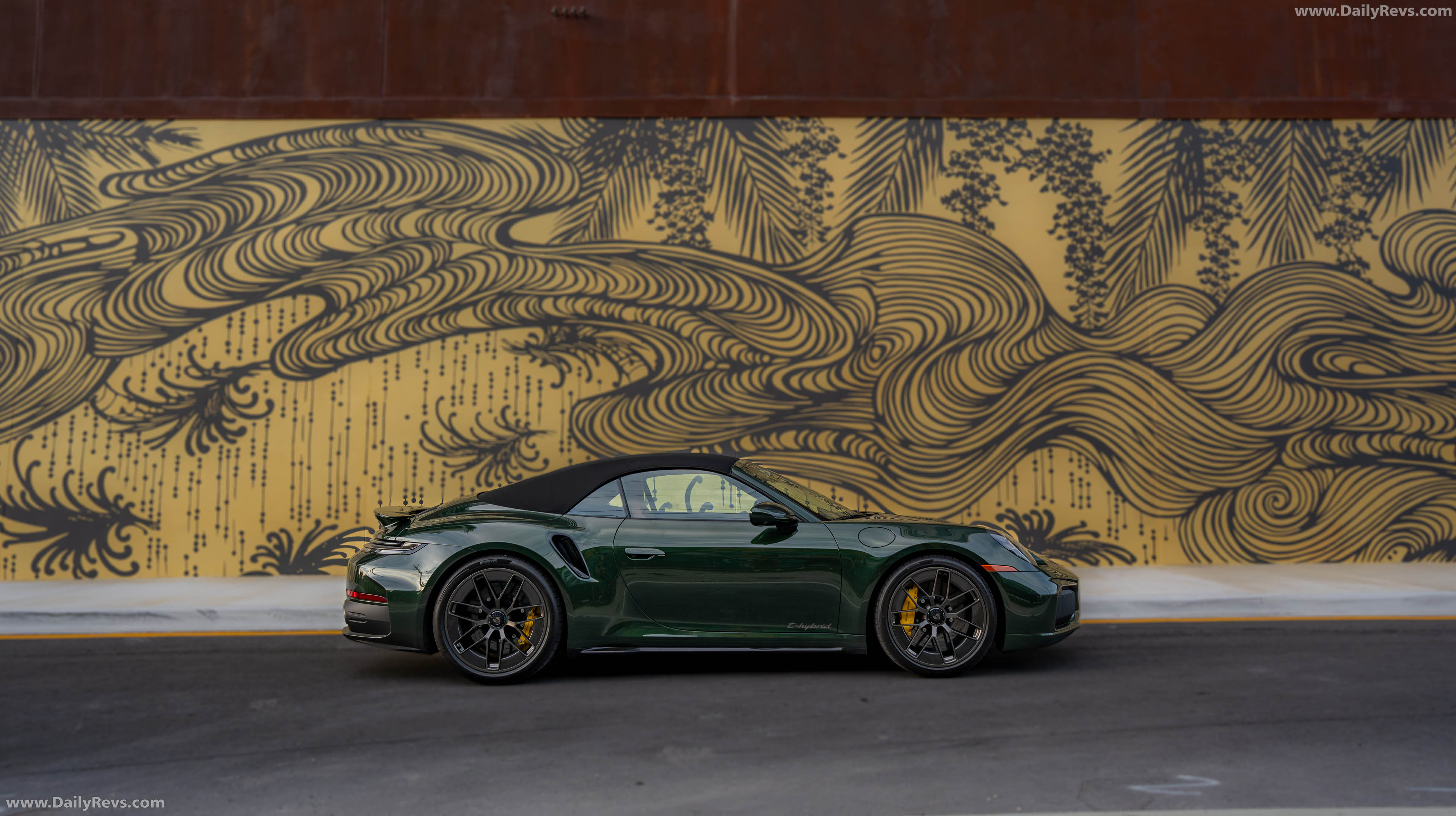 2026 Porsche 911 Turbo S Cabriolet 992 ll US Version Side View