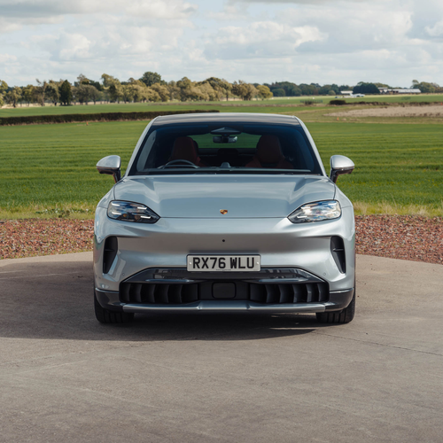 2027 Porsche Cayenne S Coupe Electric E4 UK Version Front View
