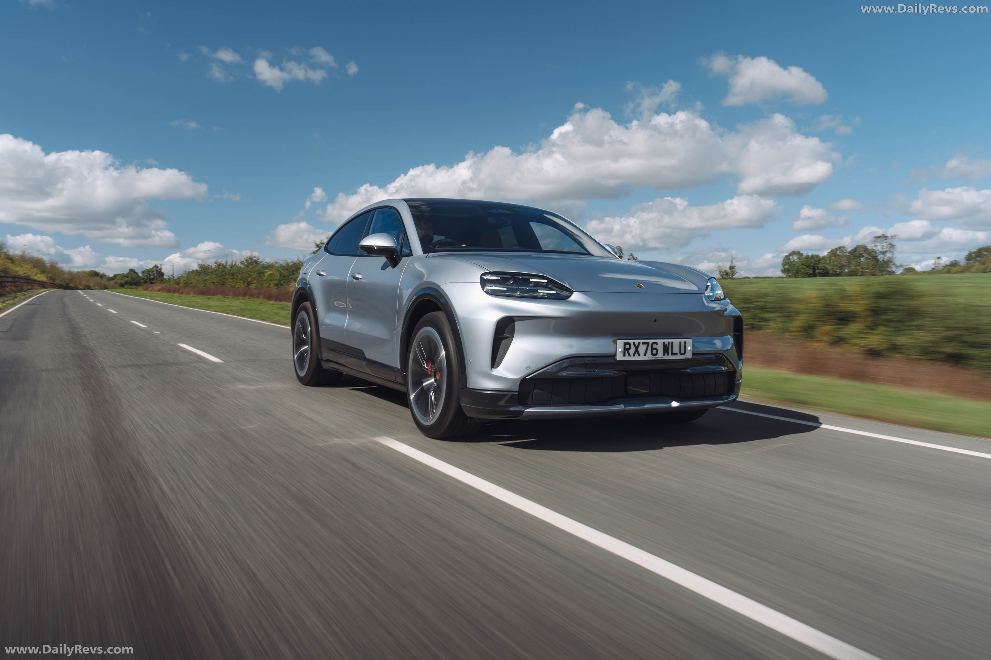 2027 Porsche Cayenne S Coupe Electric E4 UK Version Front View