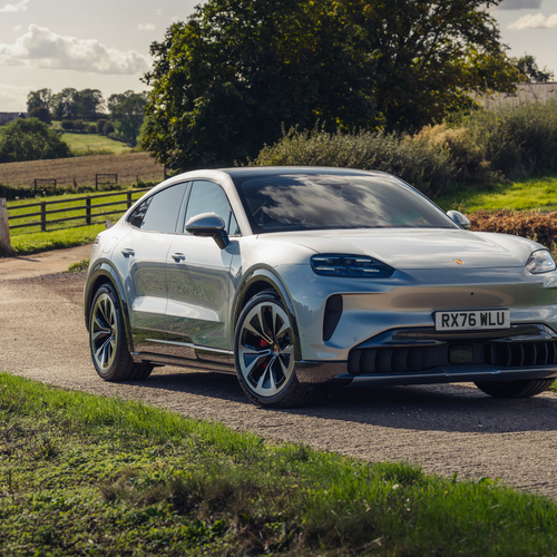 2027 Porsche Cayenne S Coupe Electric E4 UK Version Front View