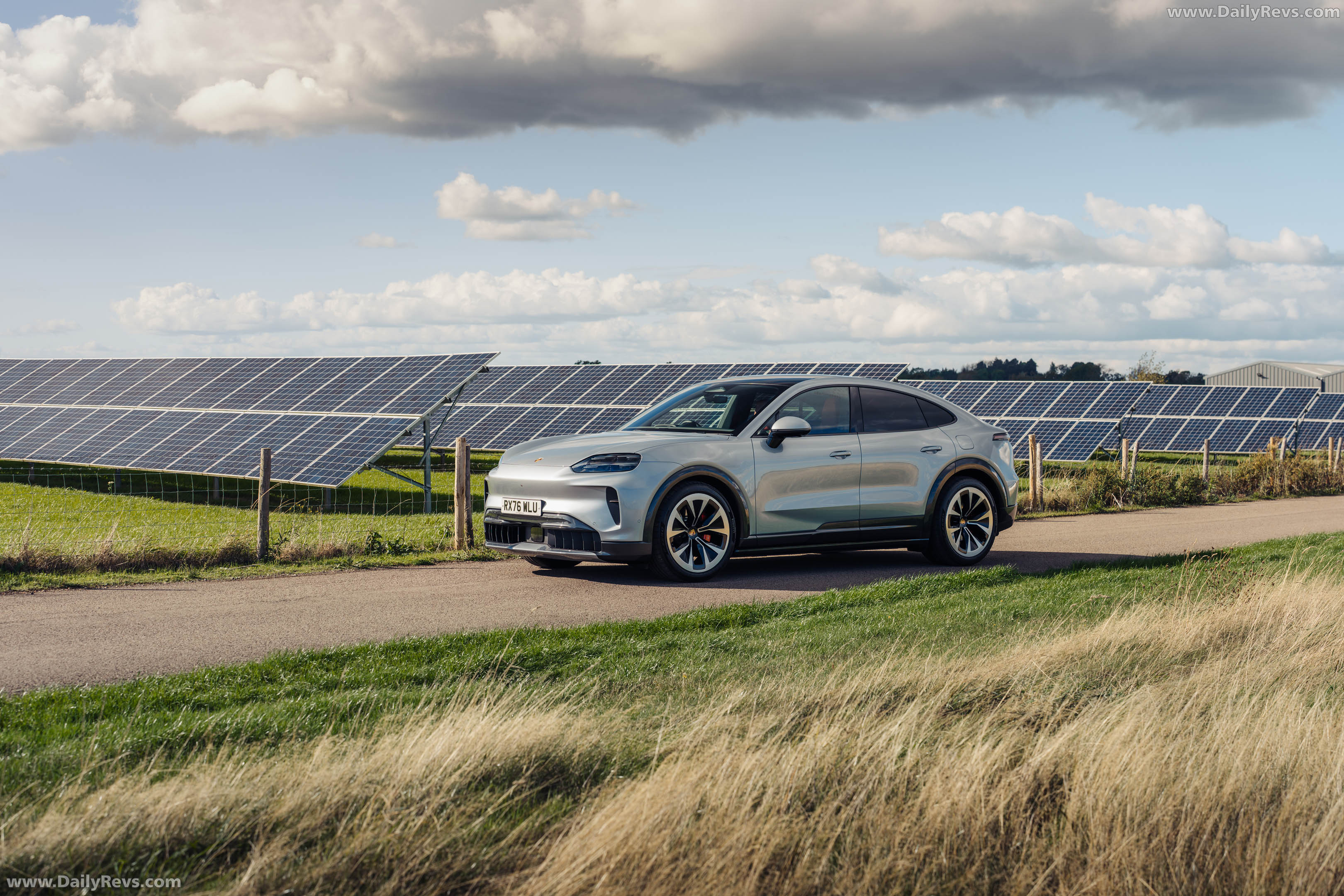2027 Porsche Cayenne S Coupe Electric E4 UK Version Side View