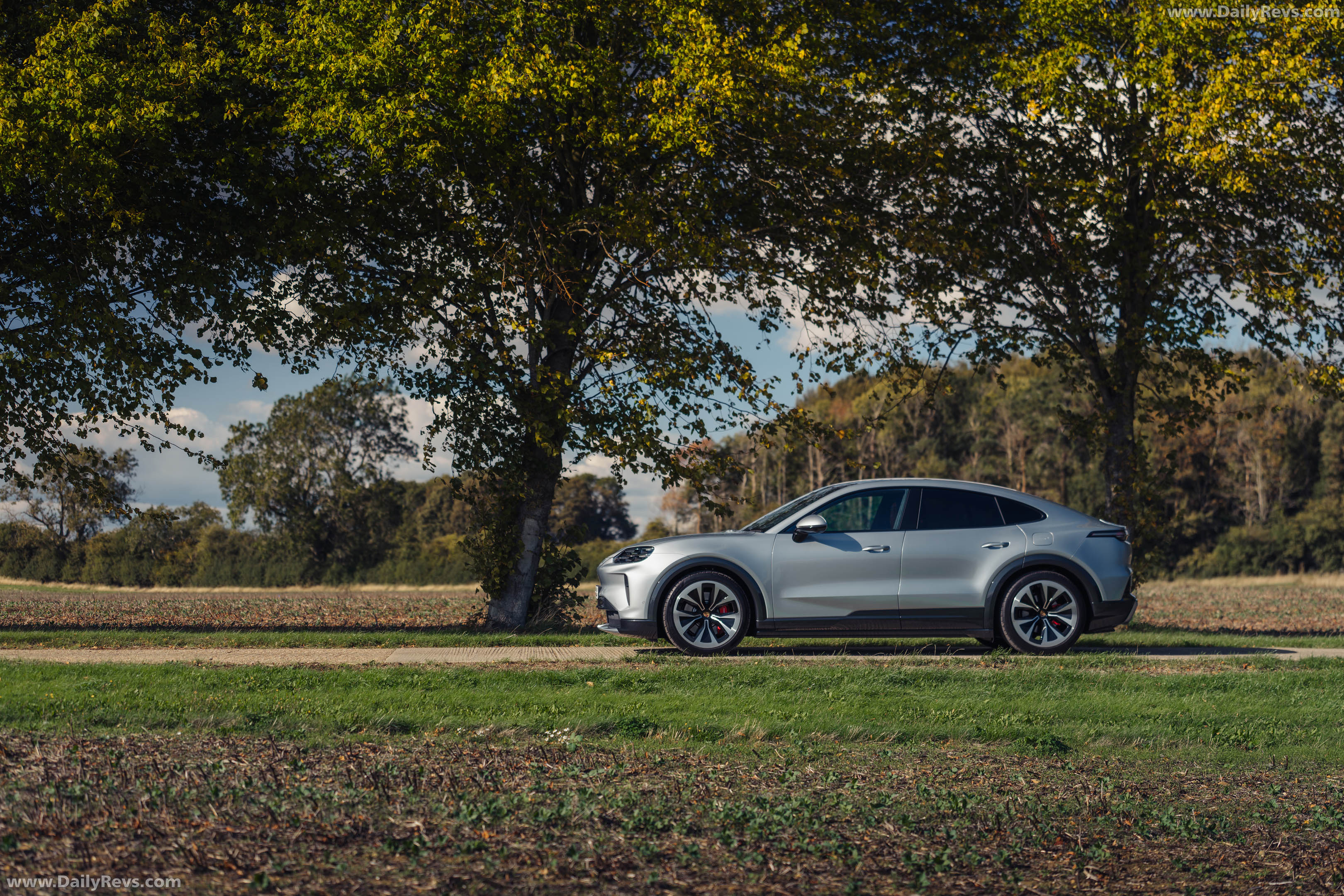 2027 Porsche Cayenne S Coupe Electric E4 UK Version Side View