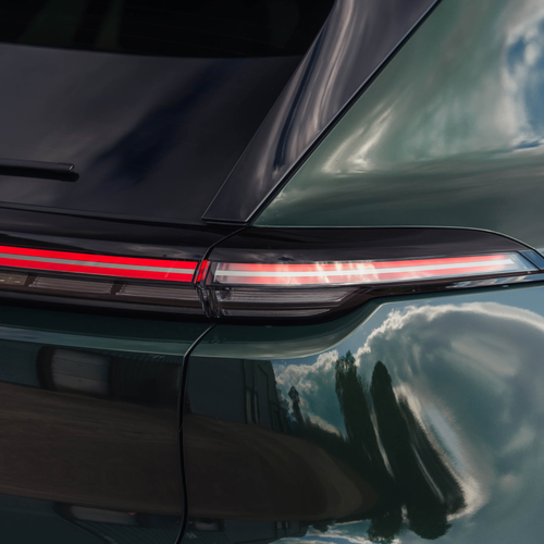 2027 Porsche Cayenne S Electric E4 UK Version Exterior