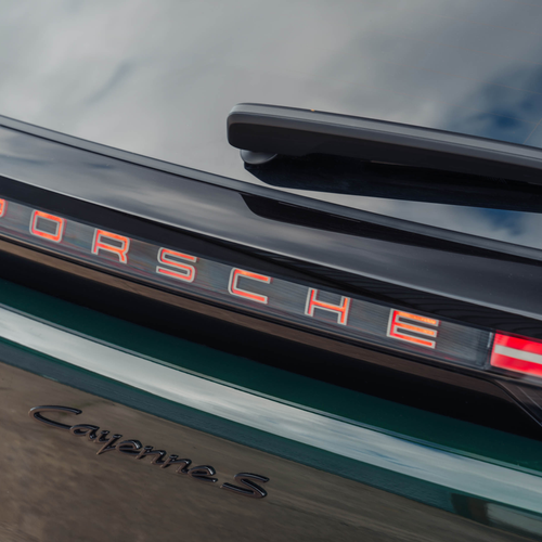 2027 Porsche Cayenne S Electric E4 UK Version Exterior