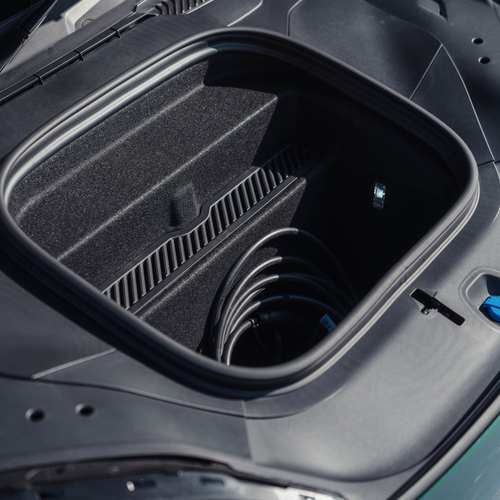 2027 Porsche Cayenne S Electric E4 UK Version Interior