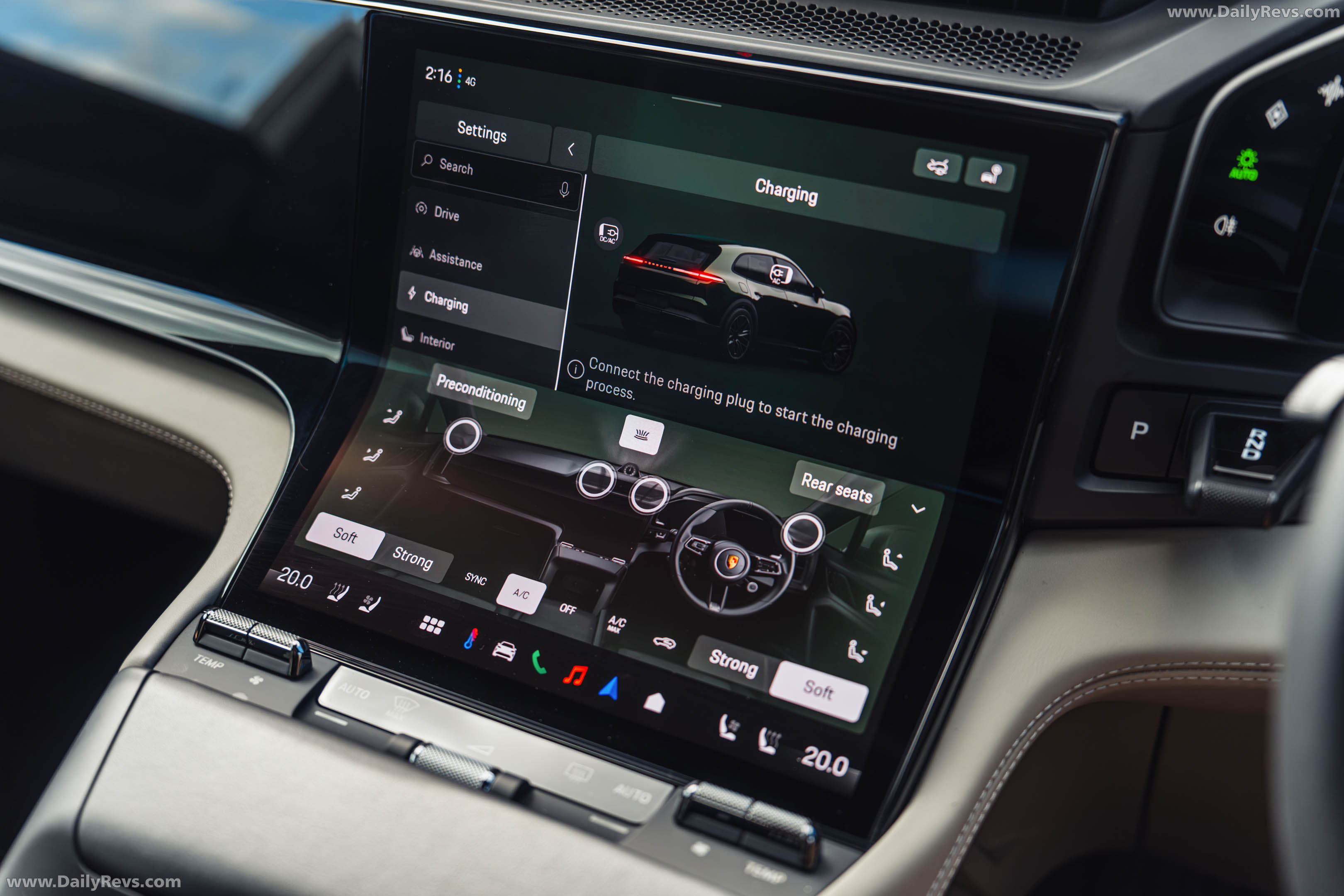 2027 Porsche Cayenne S Electric E4 UK Version Interior