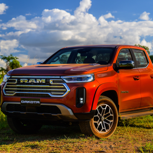 2027 RAM Dakota Laramie Front View