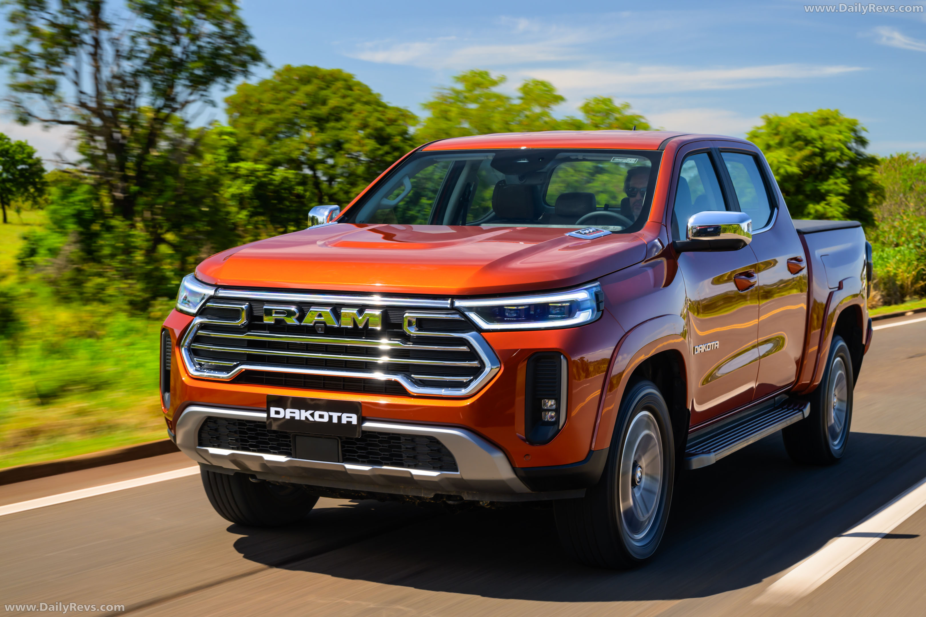 2027 RAM Dakota Laramie Front View