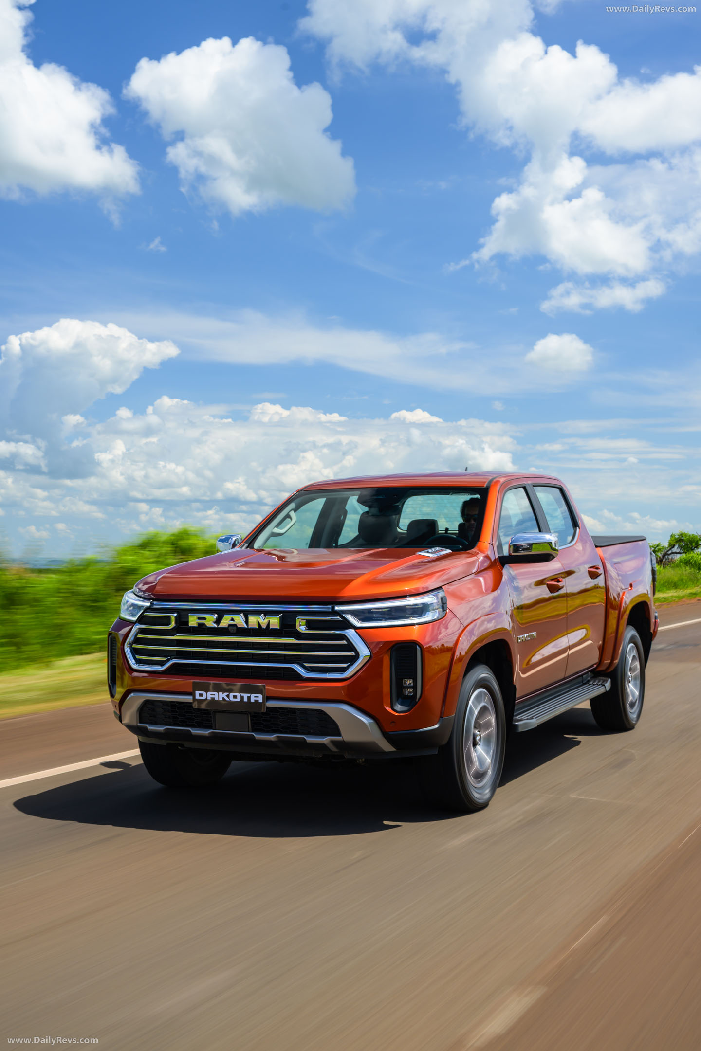 2027 RAM Dakota Laramie Front View