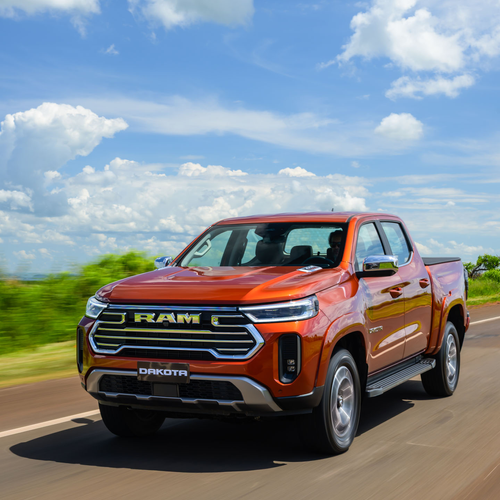 2027 RAM Dakota Laramie Front View