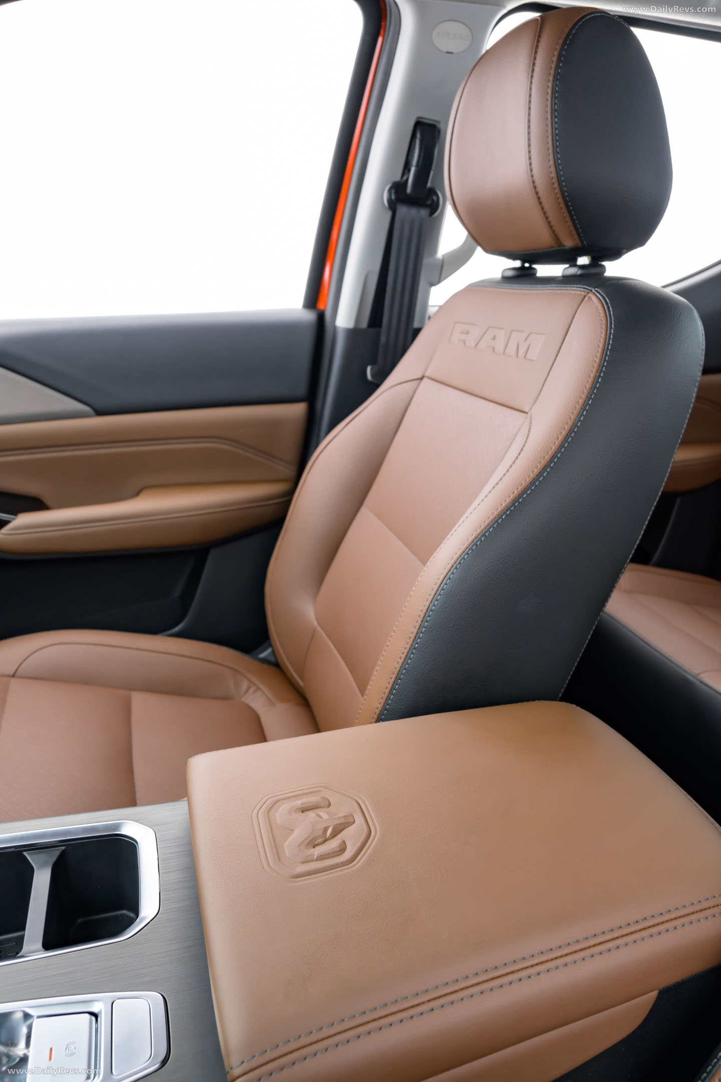 2027 RAM Dakota Laramie Interior