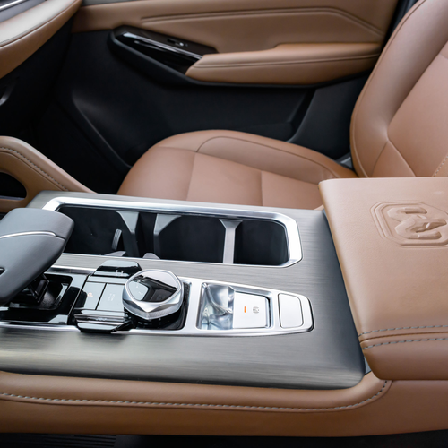 2027 RAM Dakota Laramie Interior