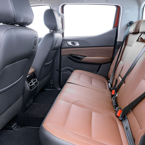 2027 RAM Dakota Laramie Interior