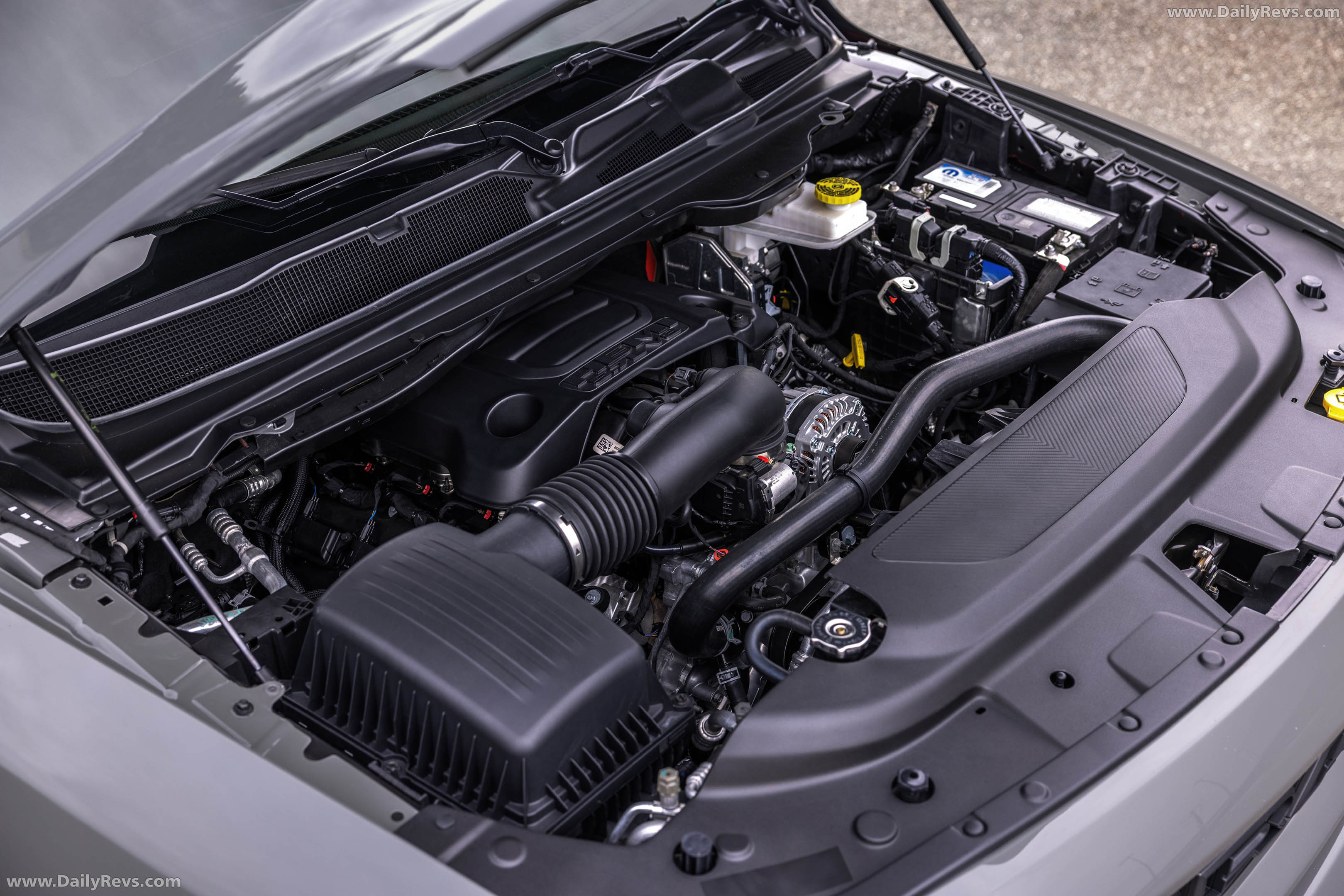 2027 RAM 1500 Rumble Bee Engine