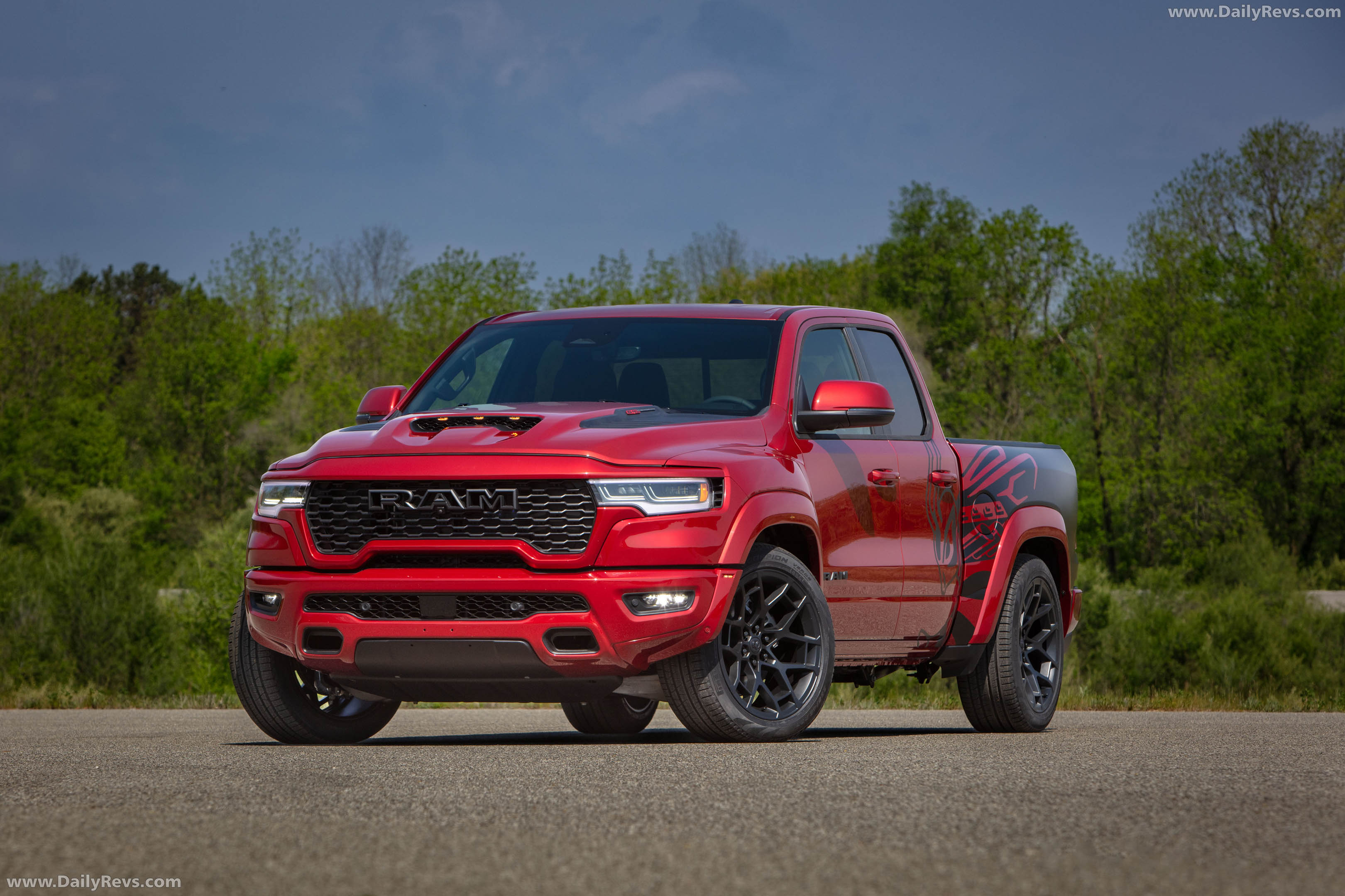 2027 RAM 1500 Rumble Bee 392 Front View