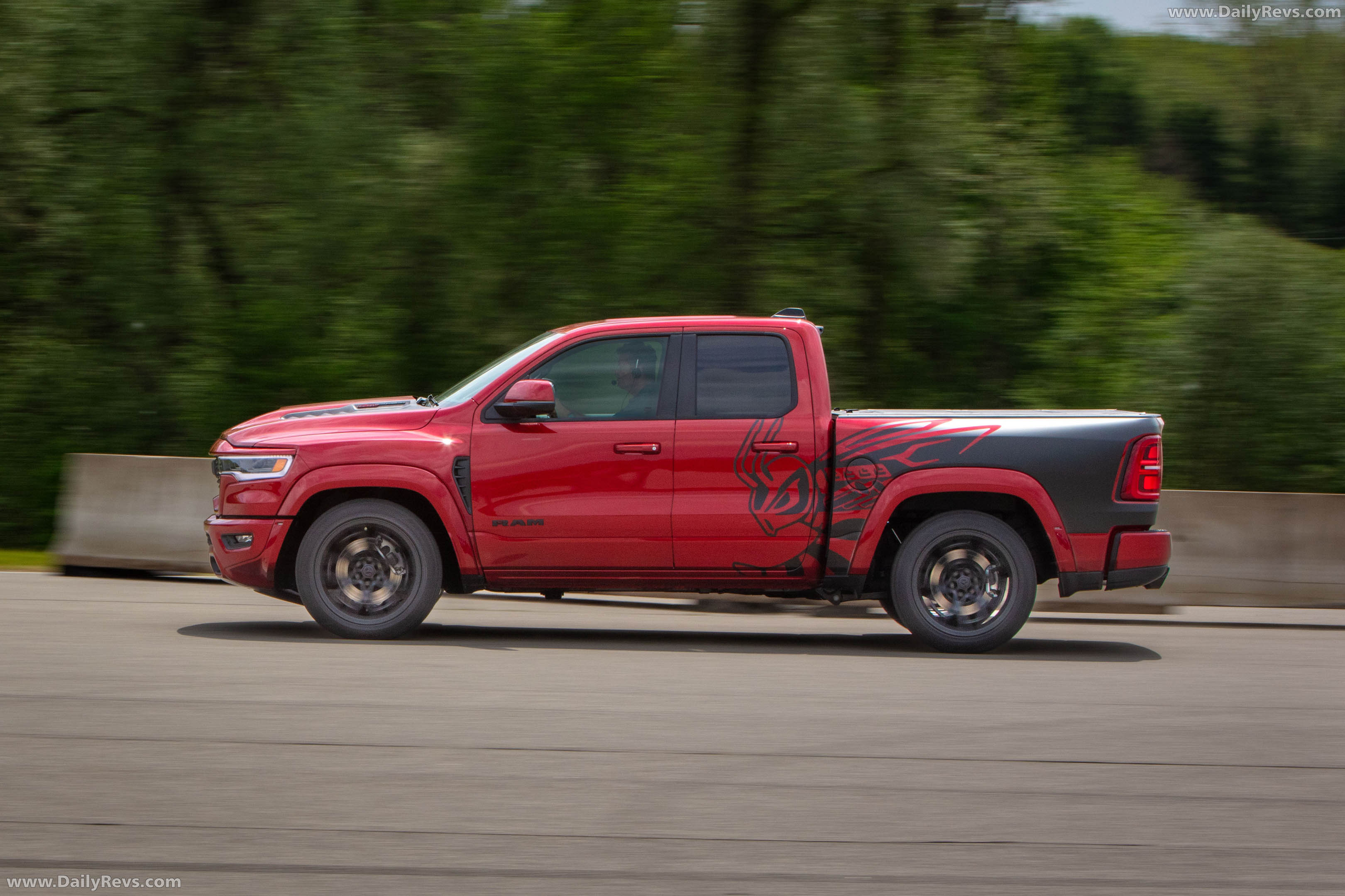 2027 RAM 1500 Rumble Bee 392 Side View