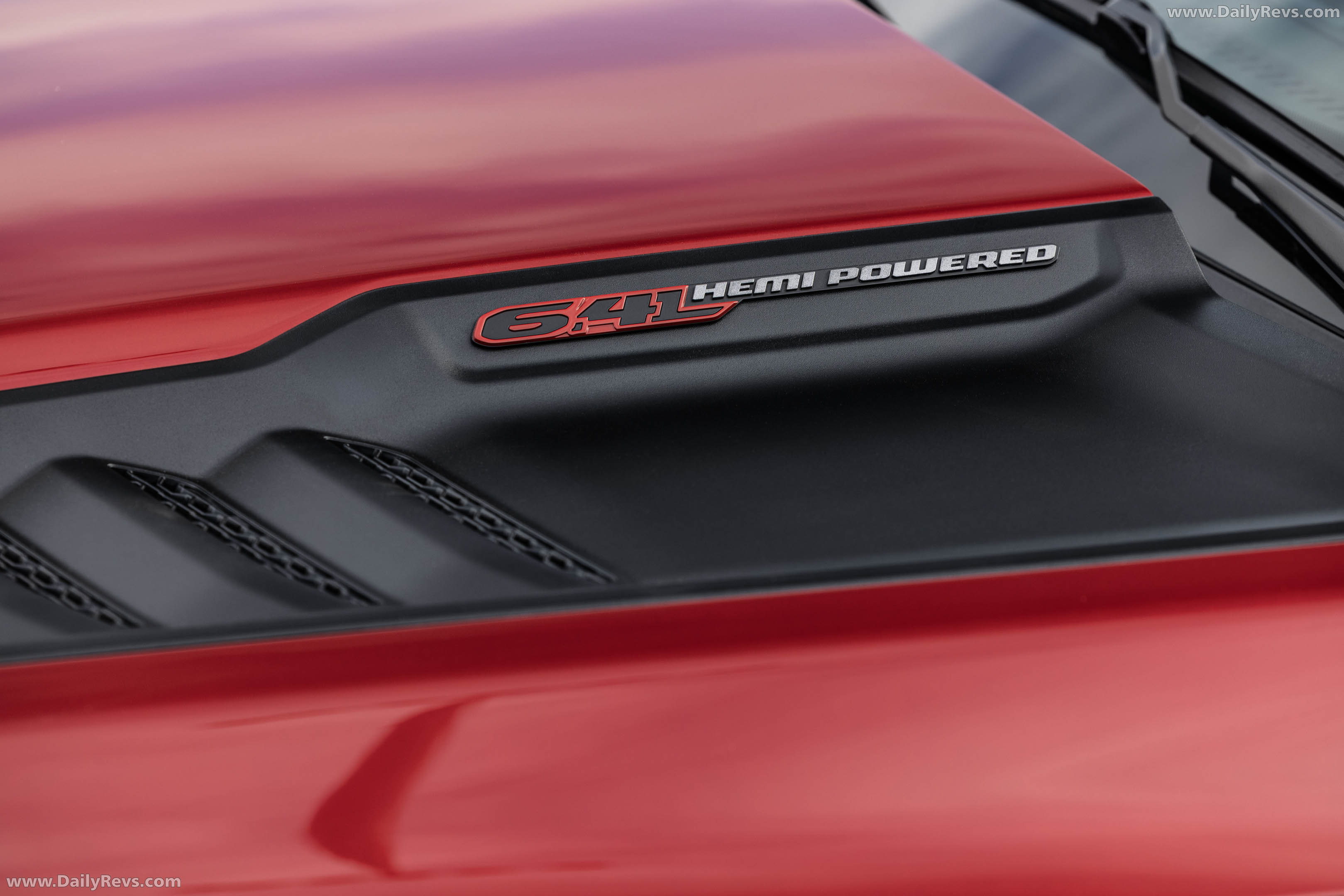 2027 RAM 1500 Rumble Bee 392 Exterior