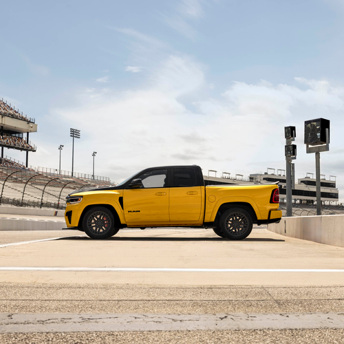 2027 RAM 1500 Rumble Bee SRT Side View