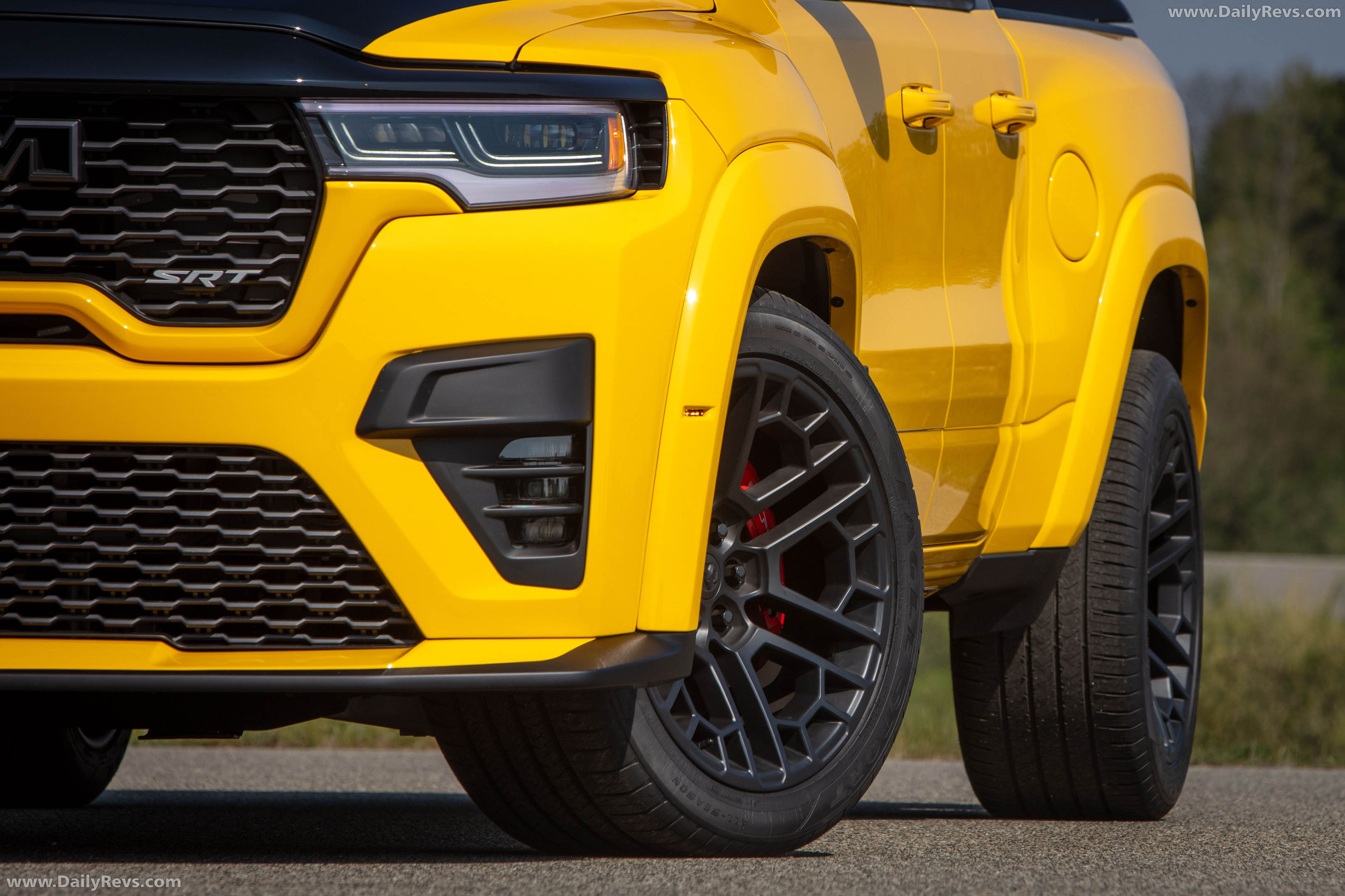 2027 RAM 1500 Rumble Bee SRT Exterior