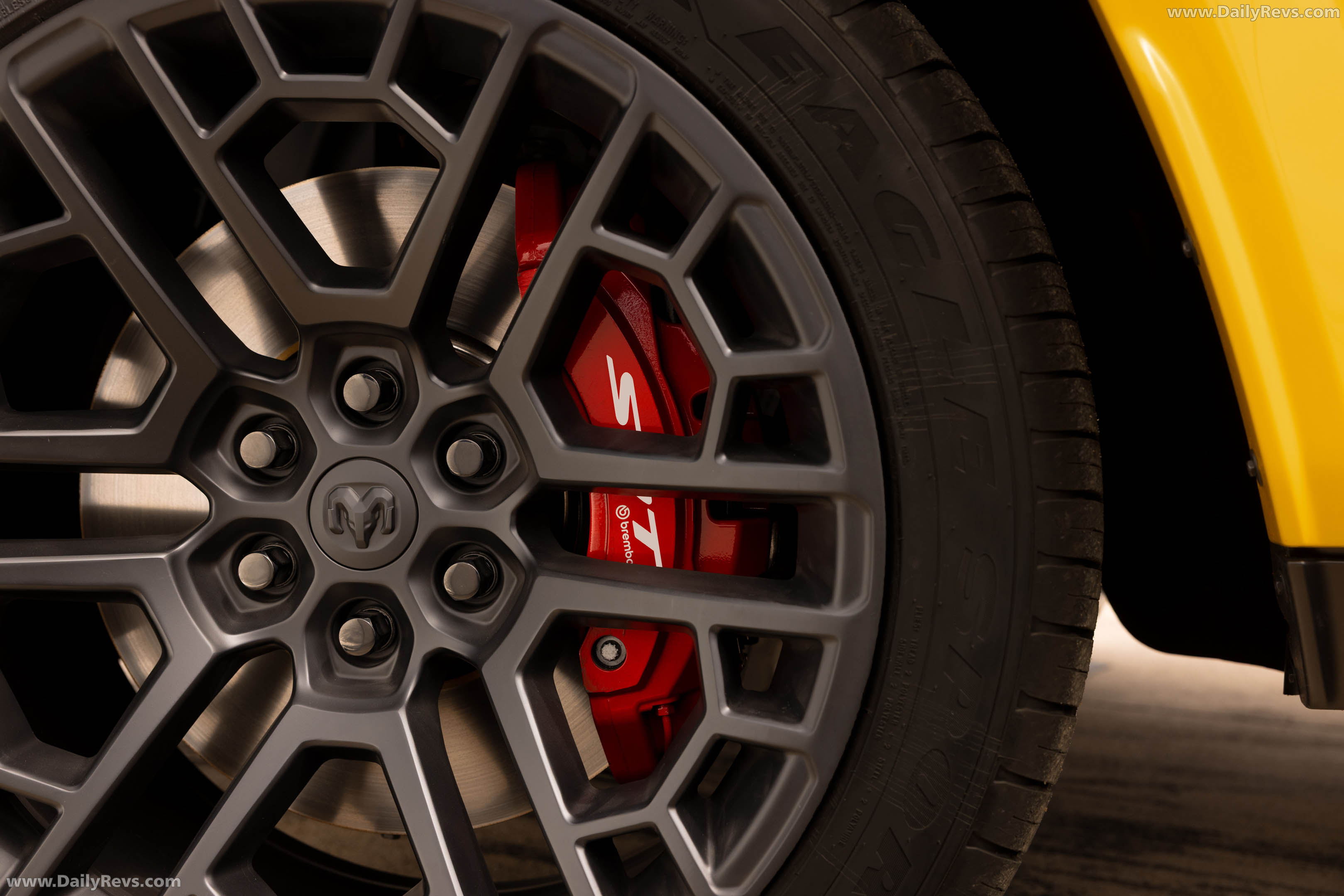 2027 RAM 1500 Rumble Bee SRT Exterior