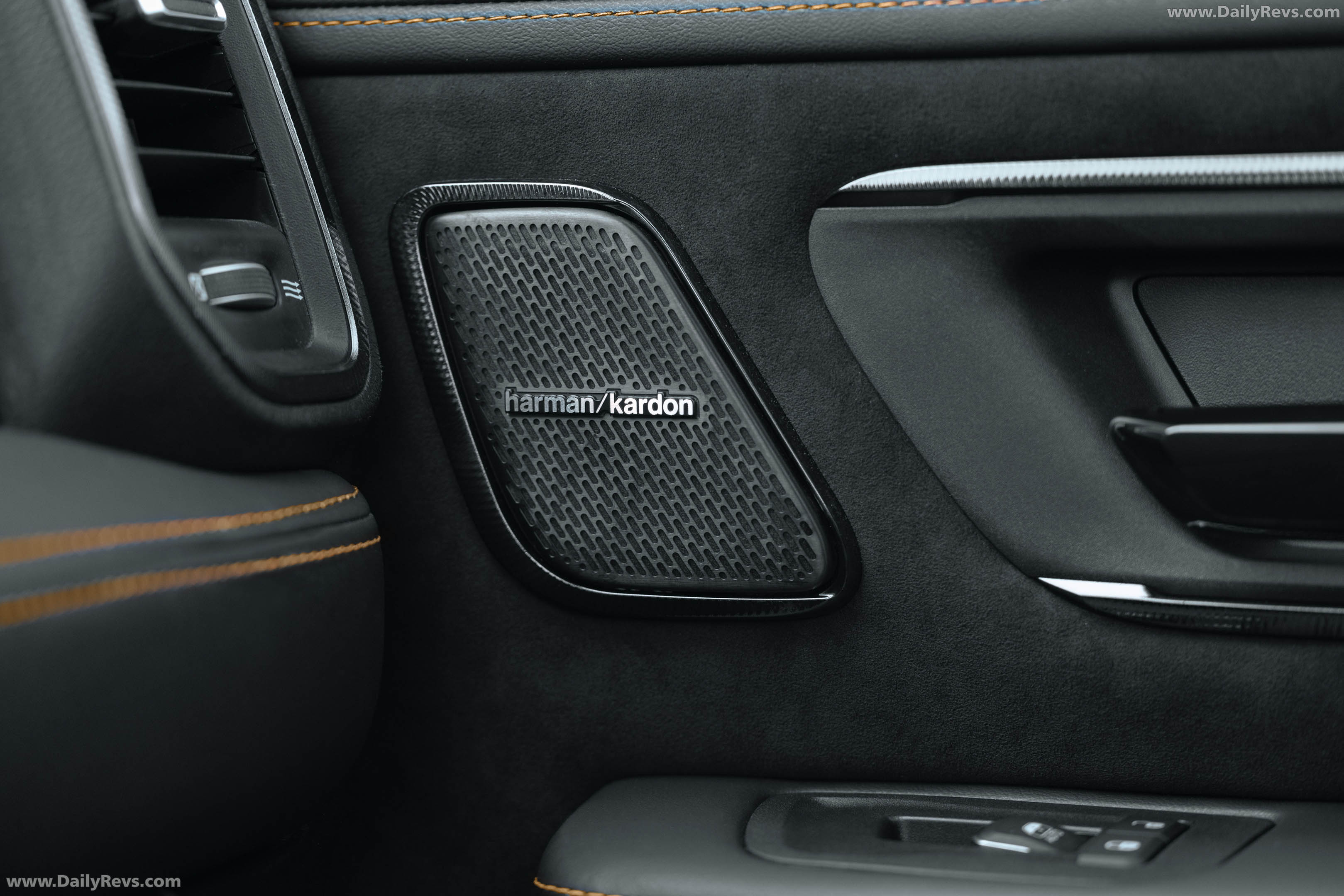 2027 RAM 1500 Rumble Bee SRT Interior