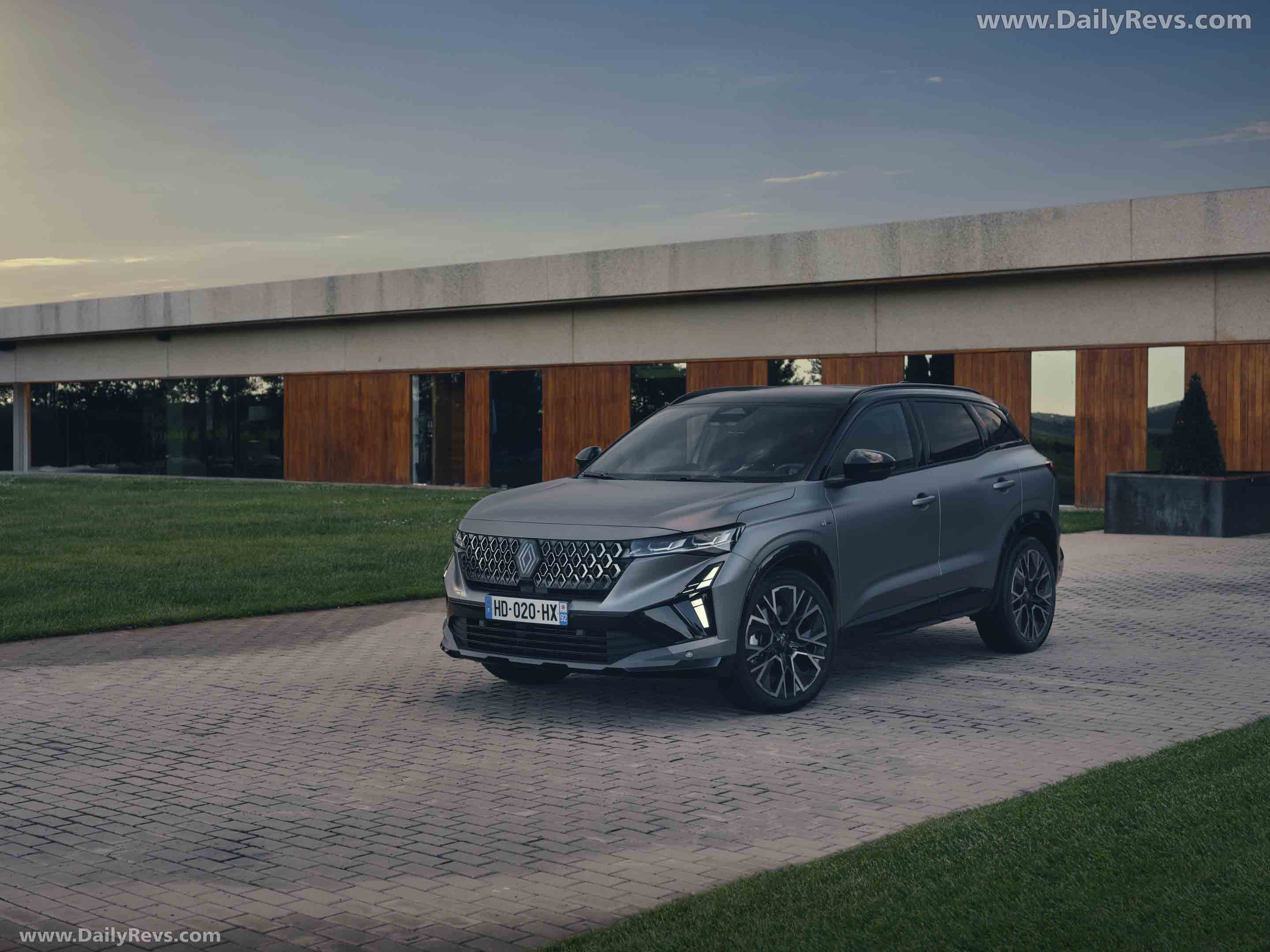 2026 Renault Austral Esprit Alpine Satin Schist Grey Enhanced Comfort 