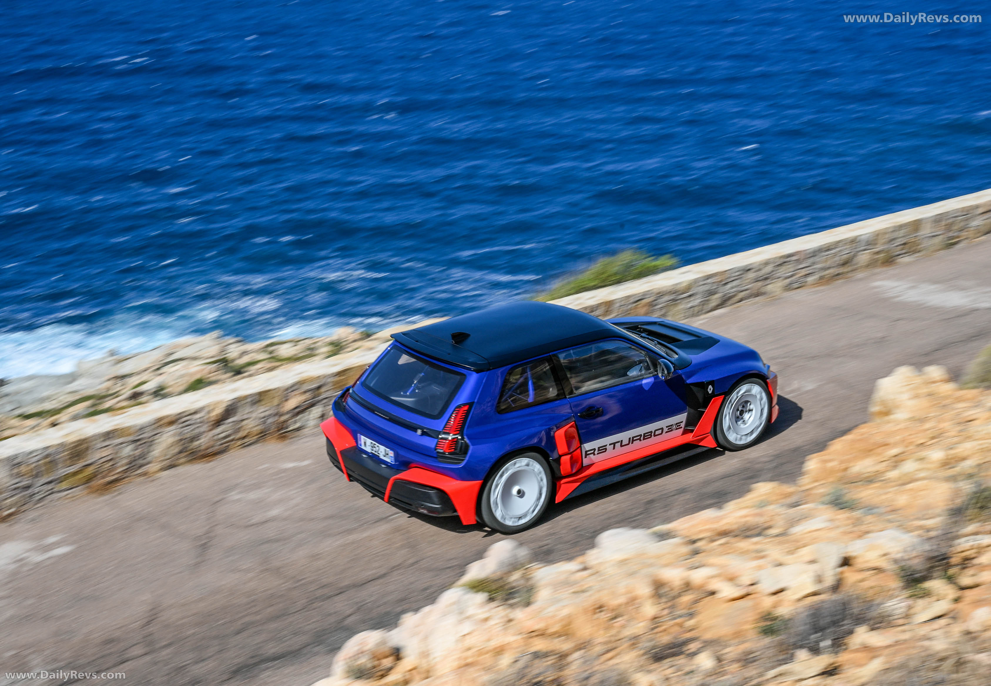 2027 Renault 5 Turbo 3E Top View
